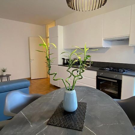 The Little Duck - Modern Apartment With Balcony Como Exterior foto